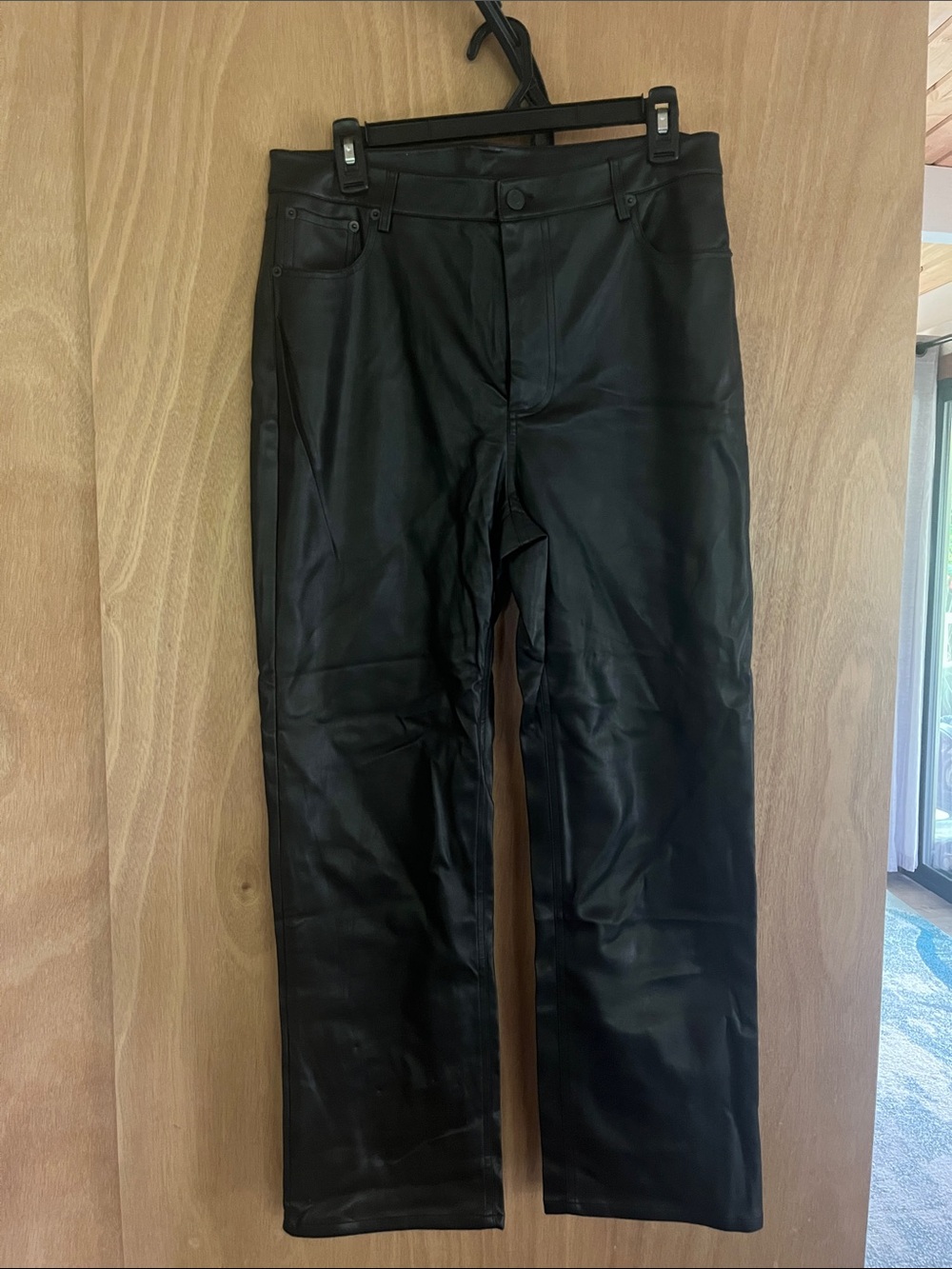 NWOT  modern citizen, straight leg, black faux, leather pants size medium